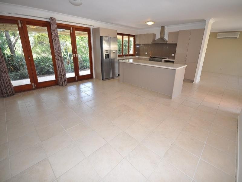 20 Marilyn Monroe Court, Parkwood QLD 4214