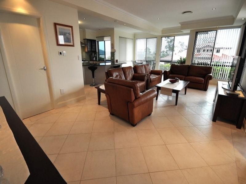 3 Zenith Crescent, Pacific Pines QLD 4211