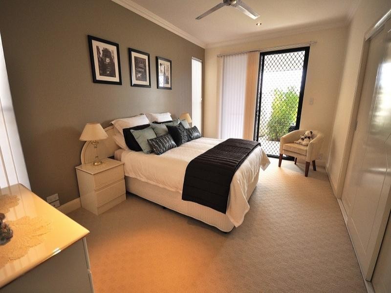 3 Zenith Crescent, Pacific Pines QLD 4211