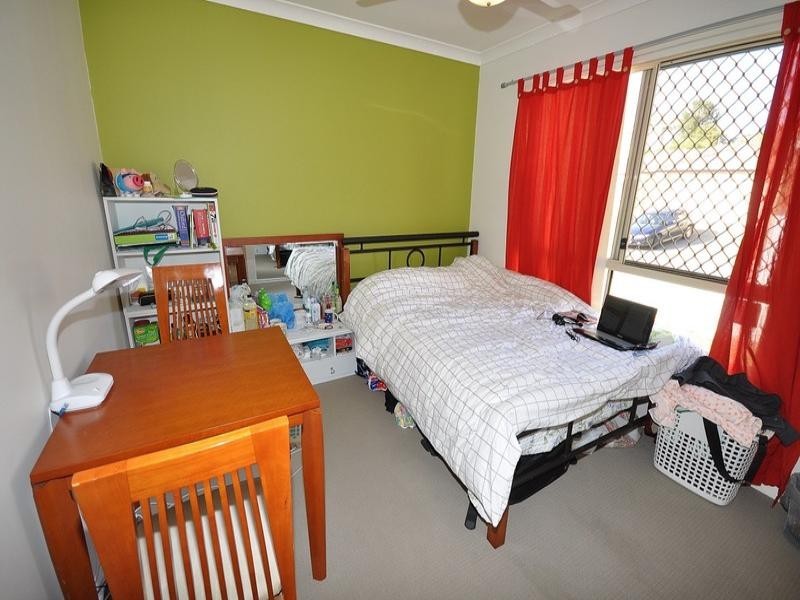 12 Etelka Way, Arundel QLD 4214