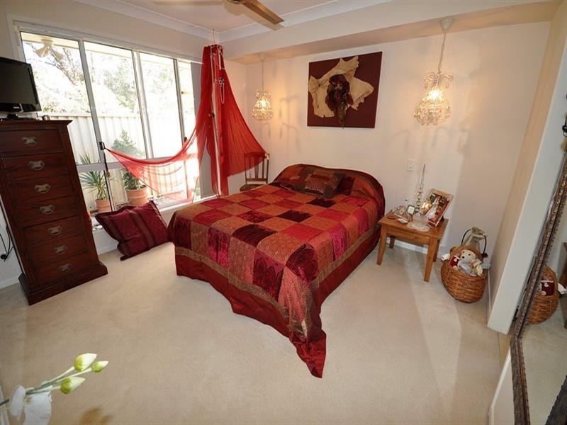 28 Leighanne Crescent, Arundel QLD 4214