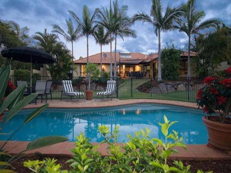 40 Arun Drive, Arundel QLD 4214