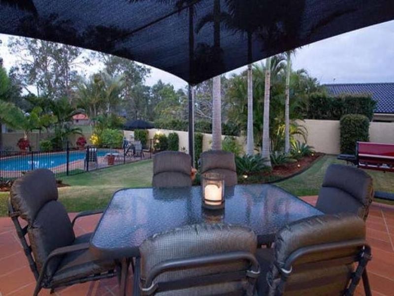 40 Arun Drive, Arundel QLD 4214