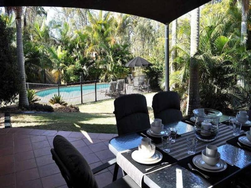 40 Arun Drive, Arundel QLD 4214