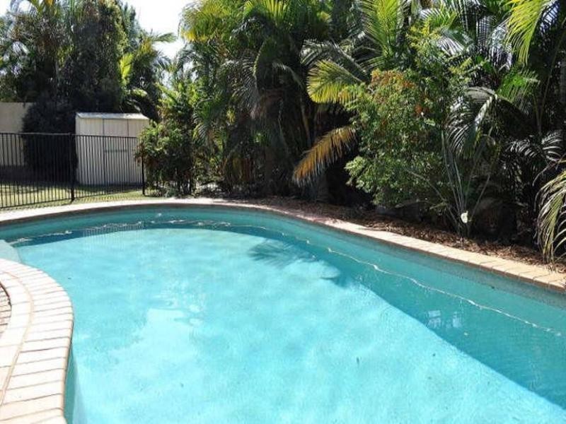 40 Arun Drive, Arundel QLD 4214