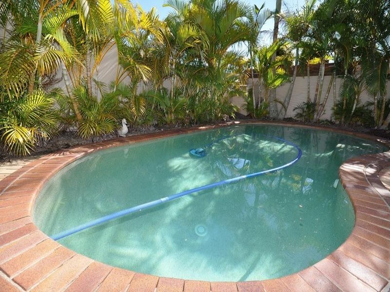 3 Calcetto Place, Arundel QLD 4214