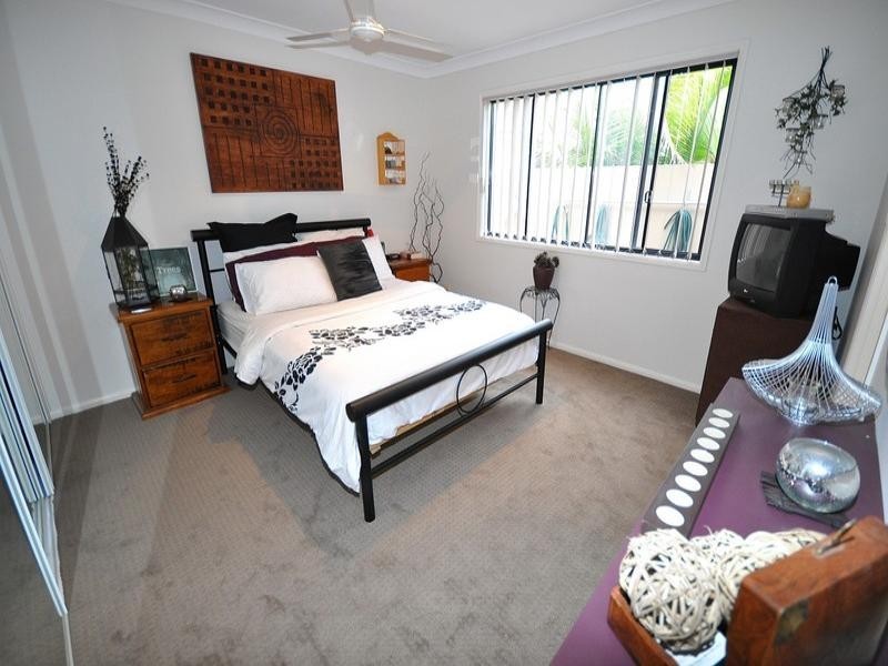 3 Calcetto Place, Arundel QLD 4214