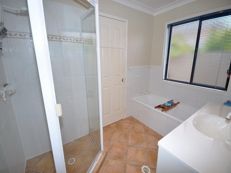 3 Calcetto Place, Arundel QLD 4214