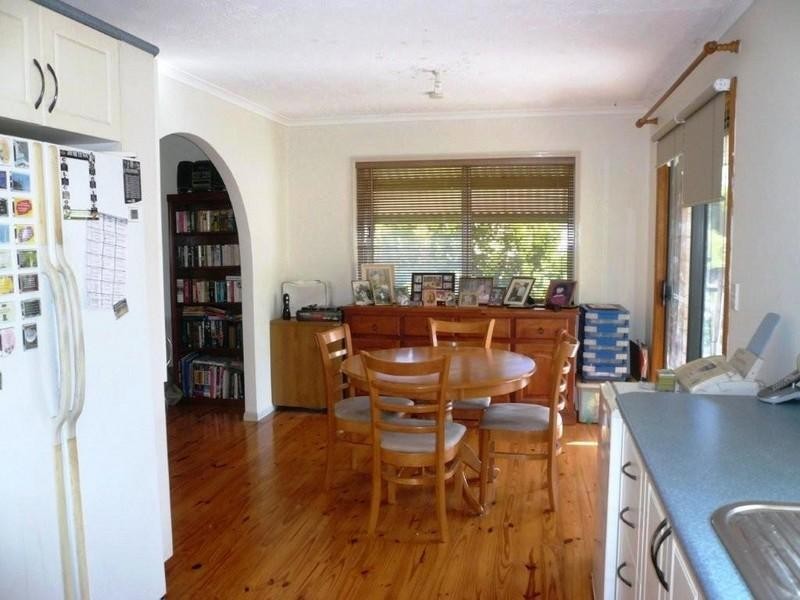 12 Geoff Wolter Drive West, Molendinar QLD 4214