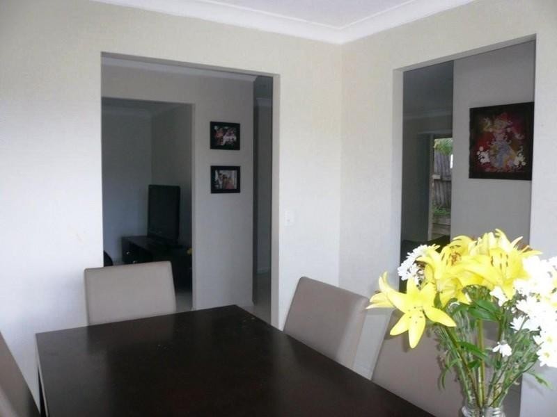 1 Clark Gable Close, Parkwood QLD 4214