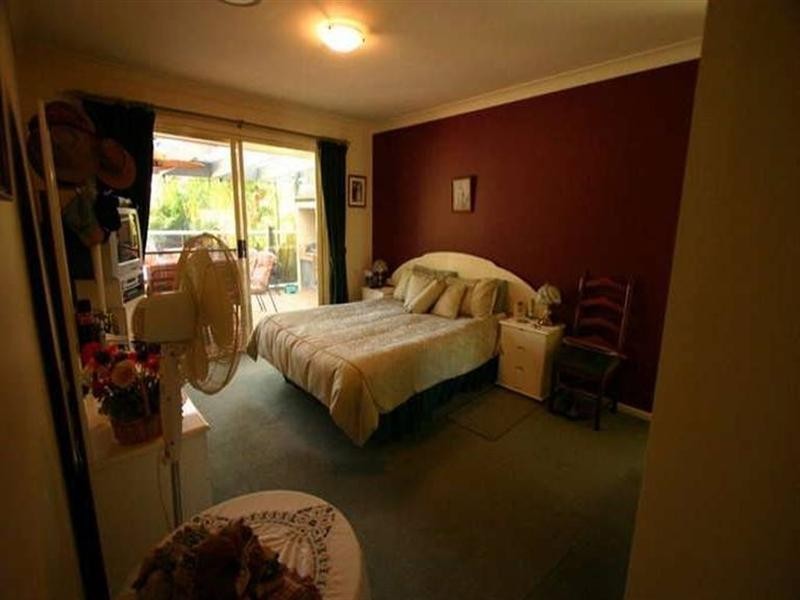 23 Maltravers Drive, Arundel QLD 4214