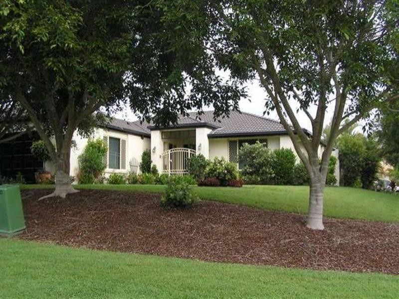 23 Maltravers Drive, Arundel QLD 4214