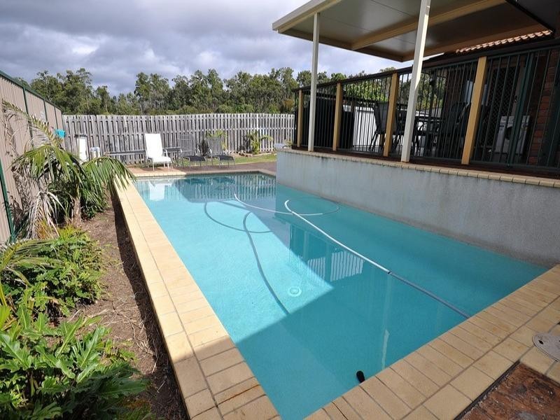 52 Greenacre Drive, Parkwood QLD 4214