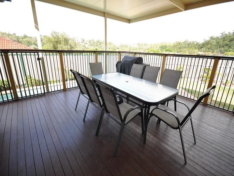 52 Greenacre Drive, Parkwood QLD 4214