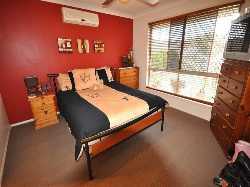 52 Greenacre Drive, Parkwood QLD 4214