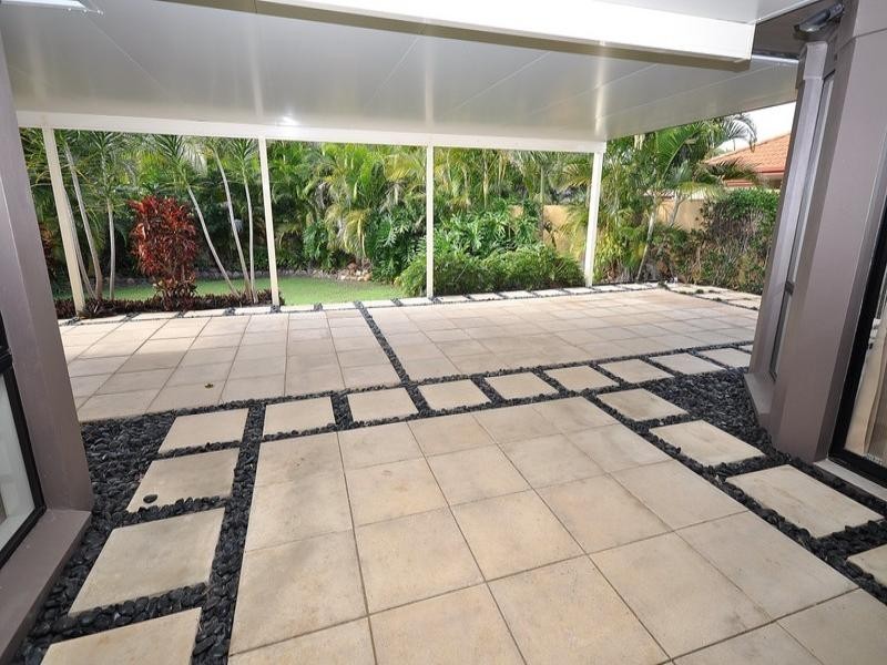 10 Oxford Place, Arundel QLD 4214