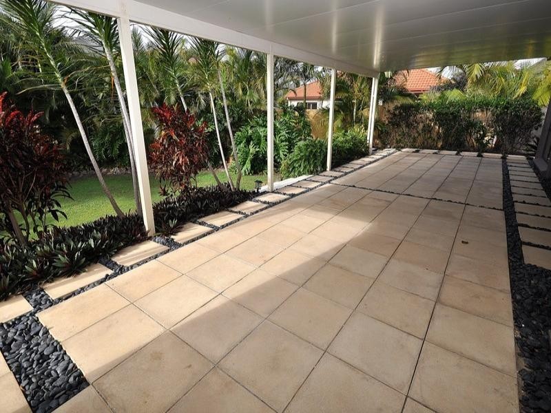 10 Oxford Place, Arundel QLD 4214