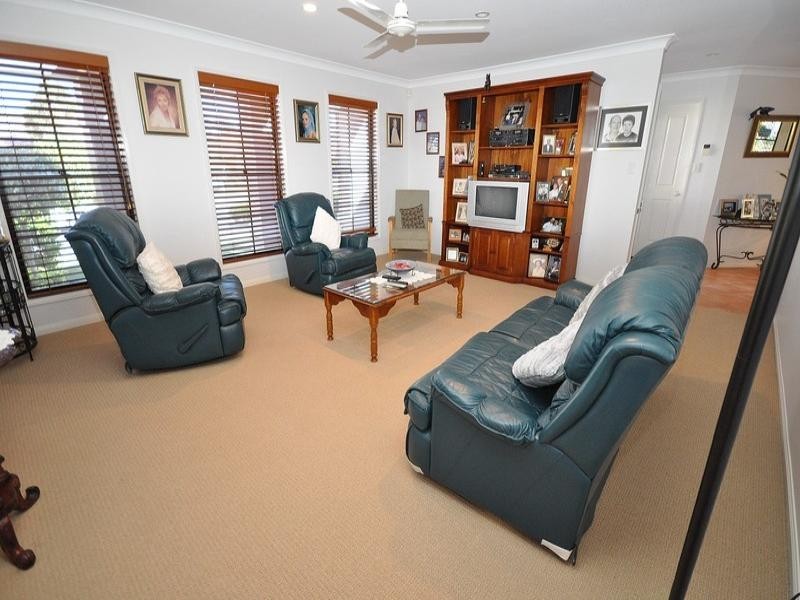 5 Orpington Court, Arundel QLD 4214