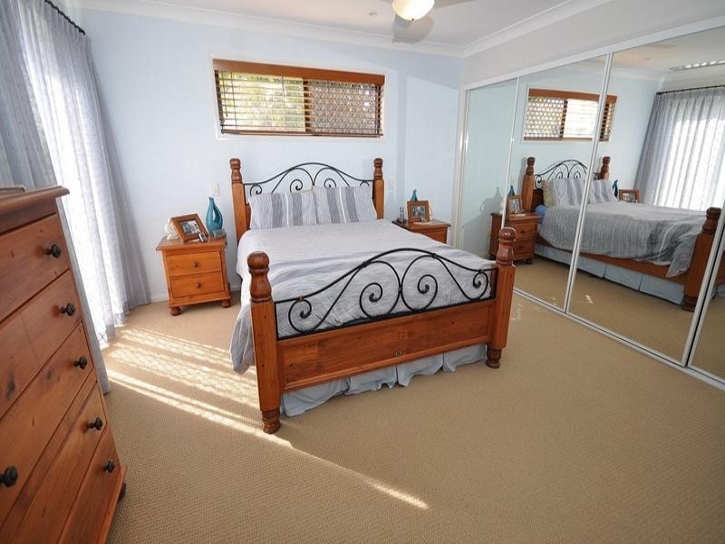 5 Orpington Court, Arundel QLD 4214