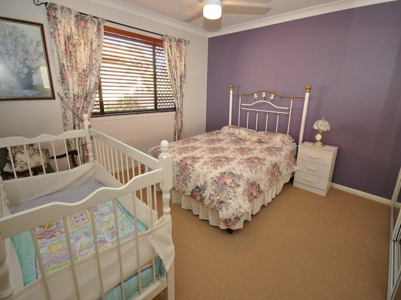 5 Orpington Court, Arundel QLD 4214