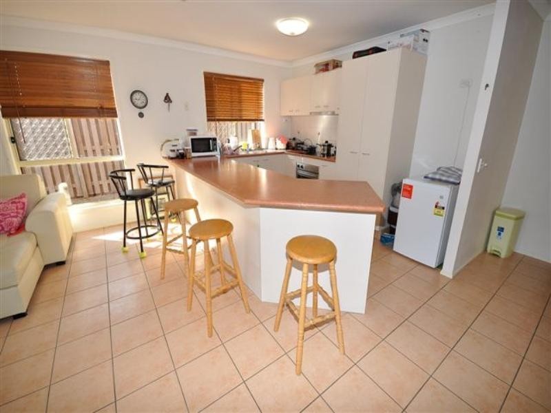 12 Etelka Way, Arundel QLD 4214