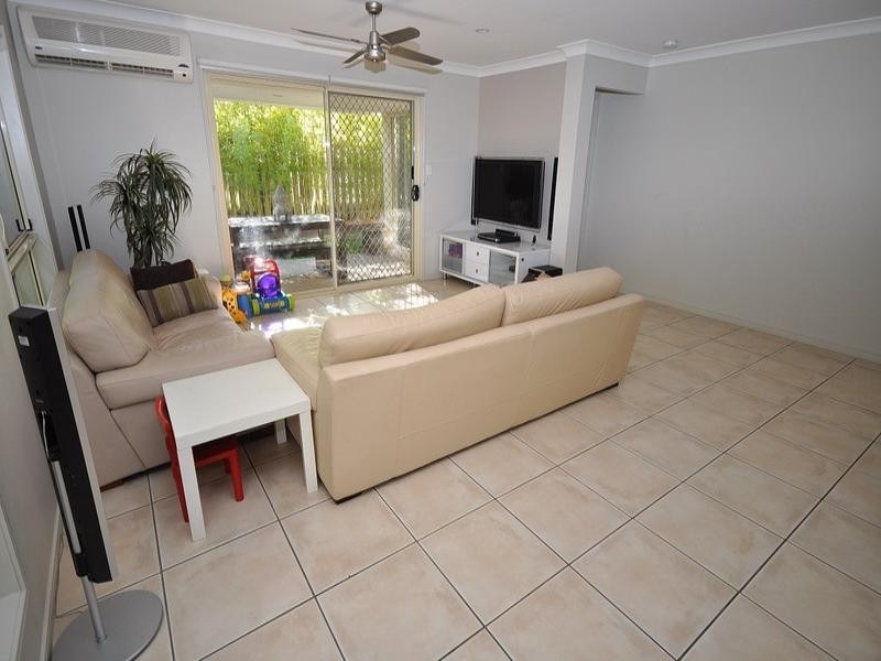 7/95 Arundel Drive, Arundel QLD 4214