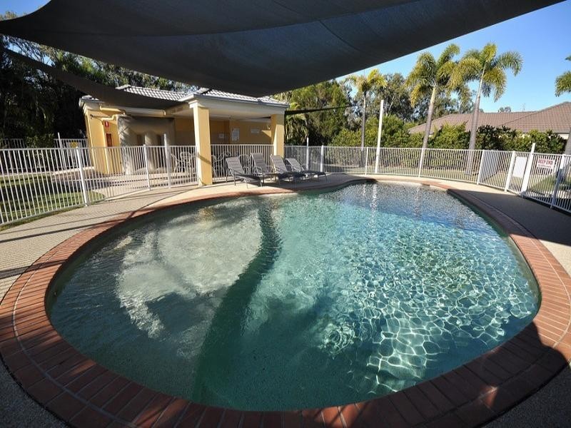 7/95 Arundel Drive, Arundel QLD 4214