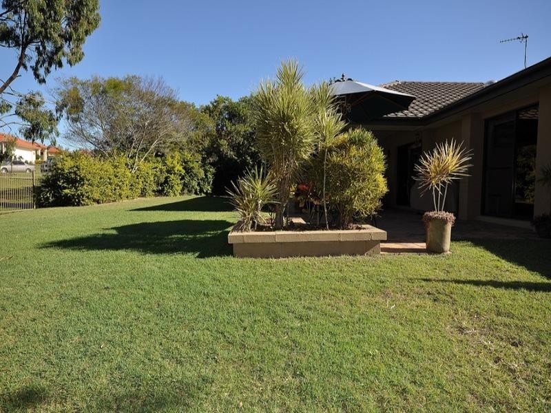 11 London Chase, Arundel QLD 4214