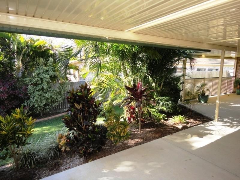 15 Oak Hill Crescent, Parkwood QLD 4214