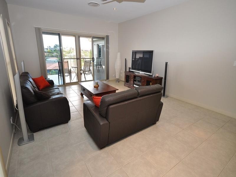 81 Salvado Drive, Pacific Pines QLD 4211