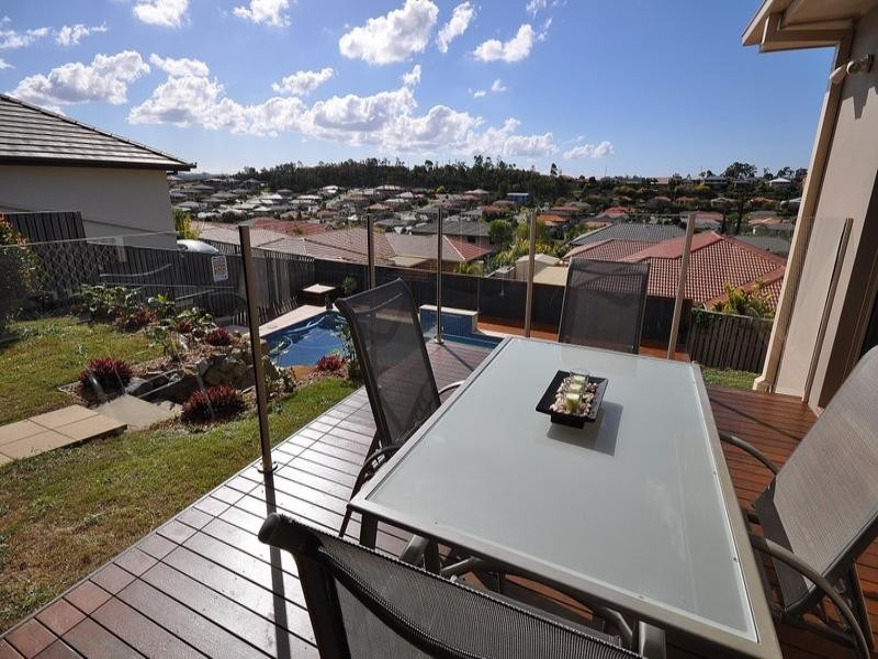 81 Salvado Drive, Pacific Pines QLD 4211