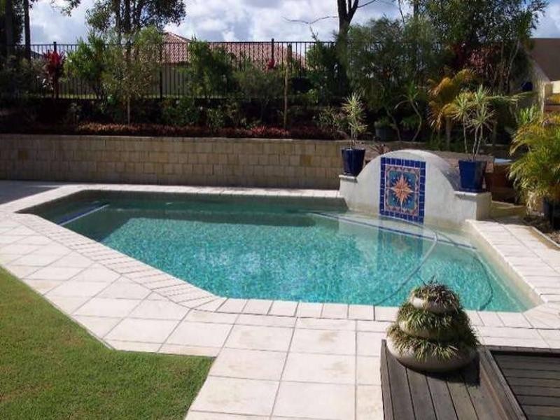 38 Petworth Court, Arundel QLD 4214