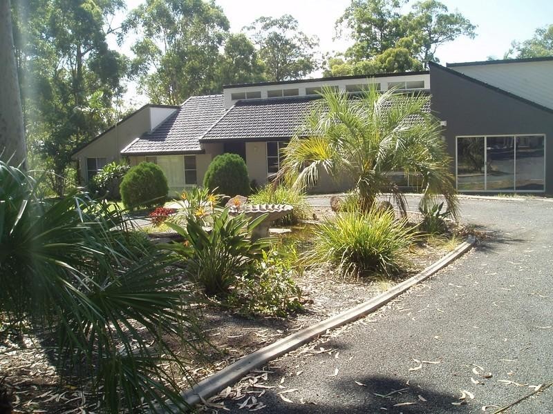 20 Woodlands Way, Parkwood QLD 4214