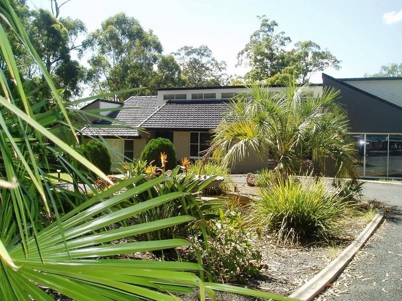 20 Woodlands Way, Parkwood QLD 4214