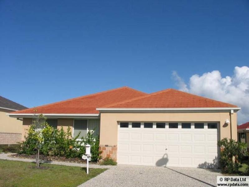 28 Leighanne Crescent, Arundel QLD 4214
