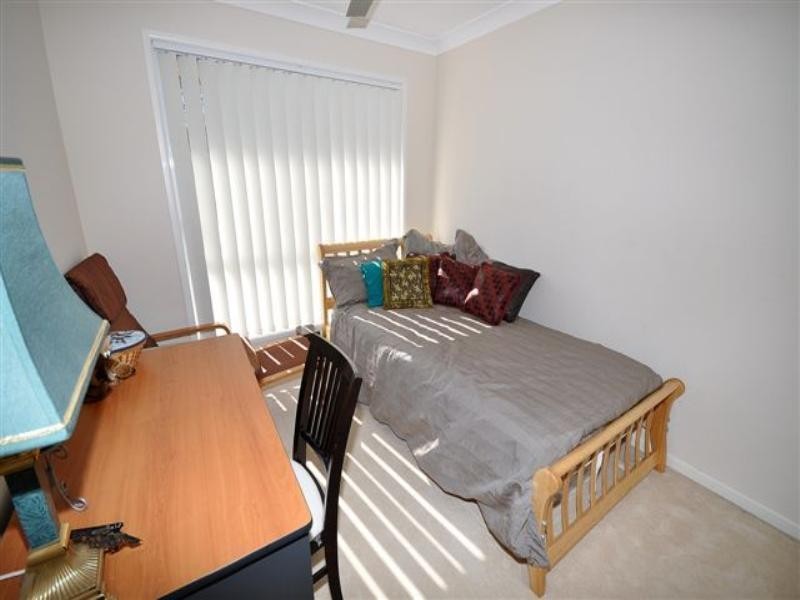 28 Leighanne Crescent, Arundel QLD 4214