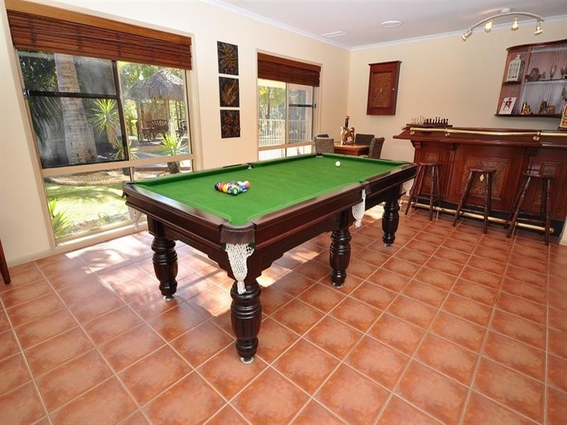 25 Hazel Court, Arundel QLD 4214