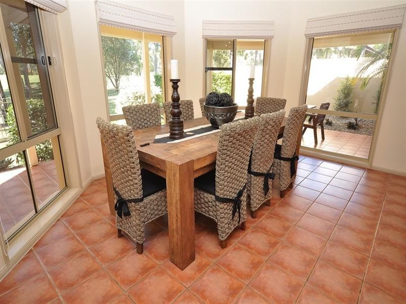 25 Hazel Court, Arundel QLD 4214