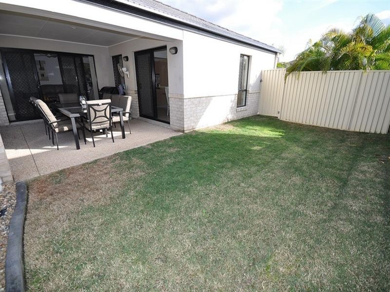 47 Golden Bear Drive, Arundel QLD 4214