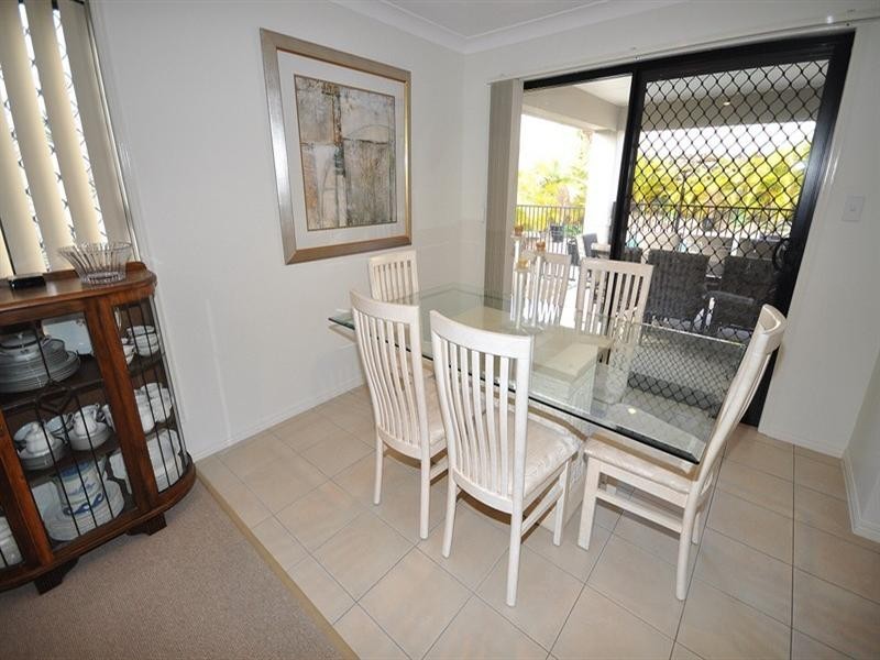 47 Golden Bear Drive, Arundel QLD 4214