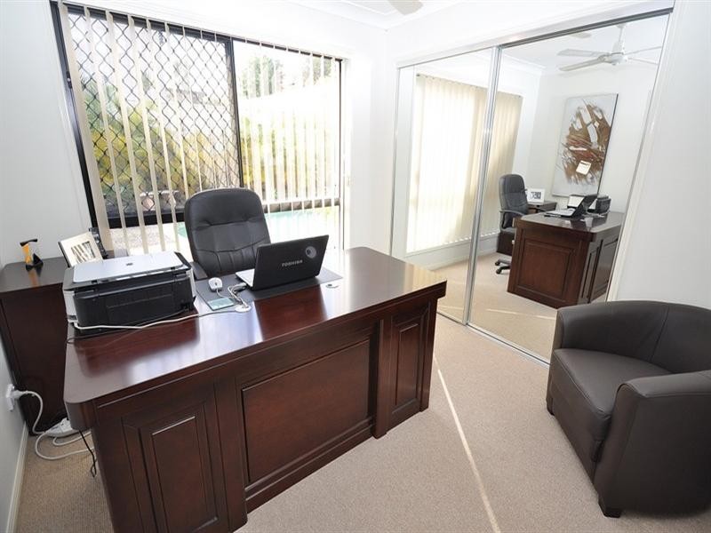 47 Golden Bear Drive, Arundel QLD 4214