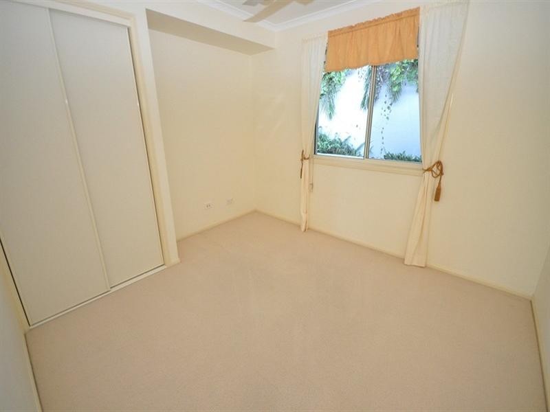 3 Worthing Court, Arundel QLD 4214