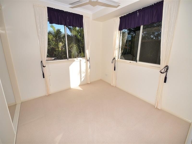 3 Worthing Court, Arundel QLD 4214