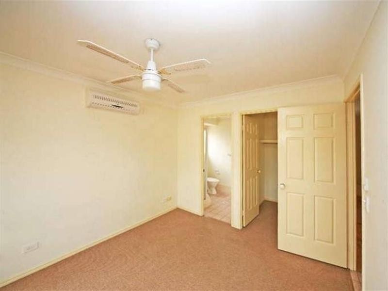 181 Greenacre Drive, Arundel QLD 4214