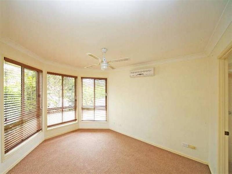 181 Greenacre Drive, Arundel QLD 4214