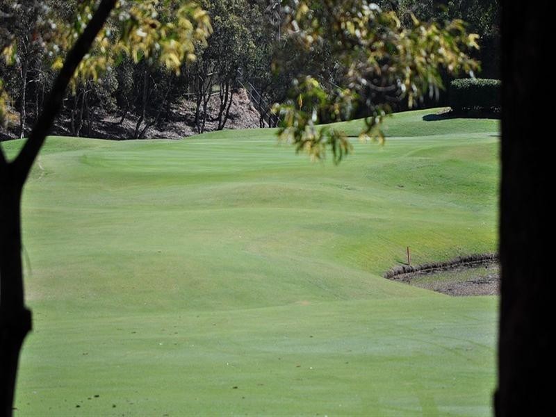 9 Waterwood Court, Arundel QLD 4214