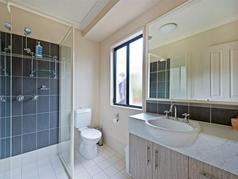 8 Monarch Avenue, Upper Coomera QLD 4209