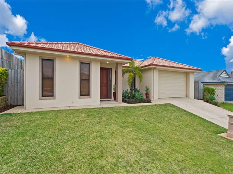 8 Monarch Avenue, Upper Coomera QLD 4209