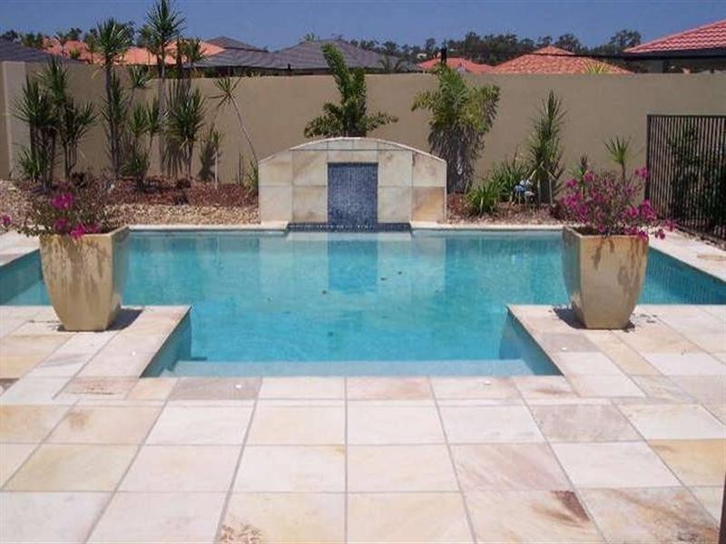 12 Blackfen Court, Arundel QLD 4214