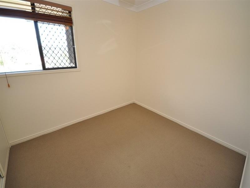 11 Chichester Drive, Arundel QLD 4214